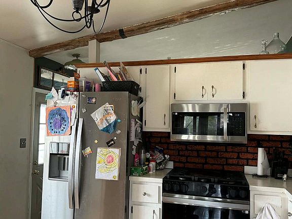 5th image of 32136 Mount Vernon Rd