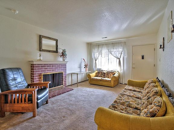 5th image of 232 N Cragmont Ave