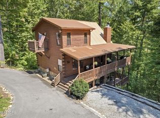 2439 Woodside Ln, Sevierville, TN 37862