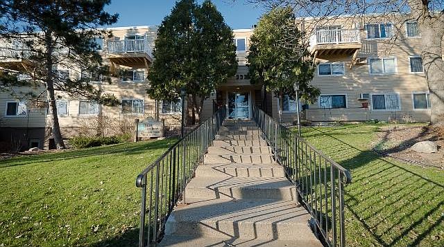 1st image of 333 8th St SE APT 311