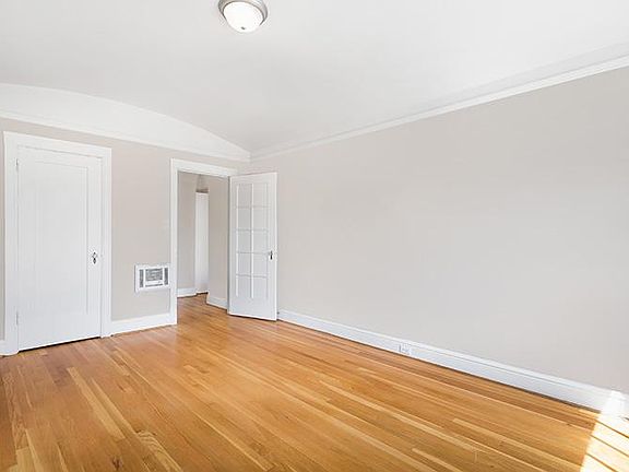 2nd image of 2380 California St APT 101