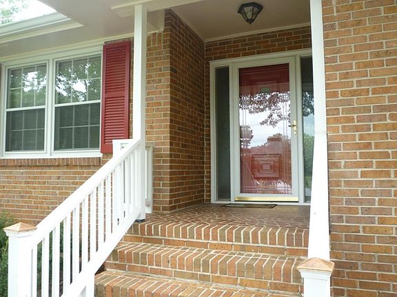 2nd image of 4955 Fox Forest Dr