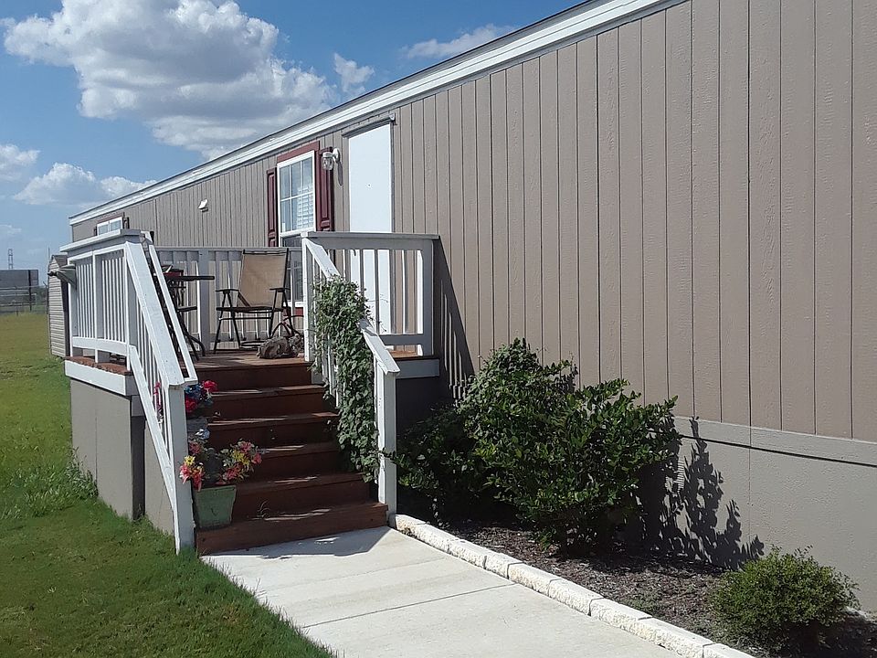 1st image of 12512 Claremont Cir