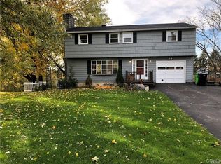 4129 Bussey Rd, Syracuse, NY 13215