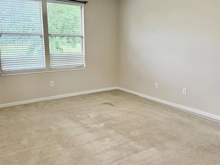 16010 Limestone Lake Dr — Photo 22