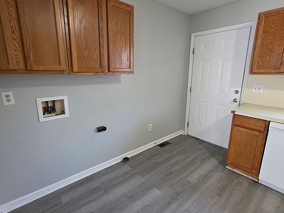 4th image of 101-103 Fisher Ferry St #9b17162bd