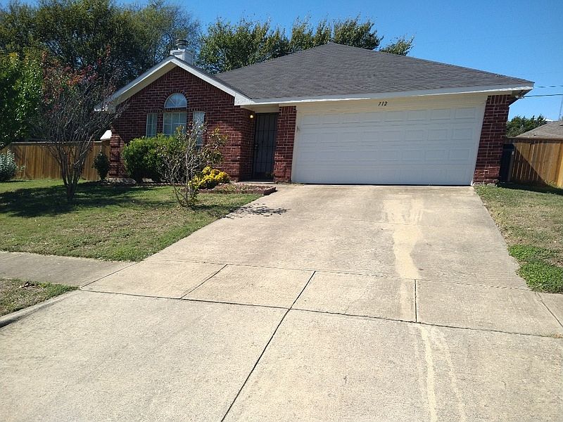 1st image of 712 Ballard St