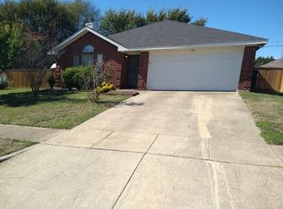 712 Ballard St, Cedar Hill, TX 75104
