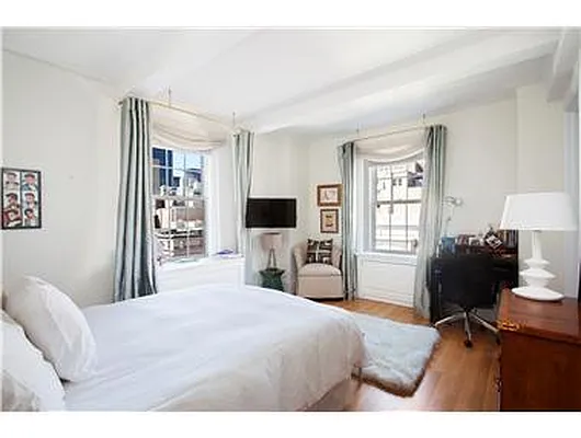 Rented by Douglas Elliman | media 54