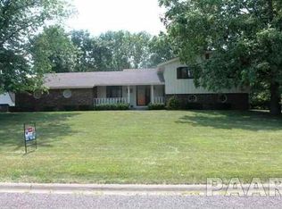190 Longshore, Washington, IL