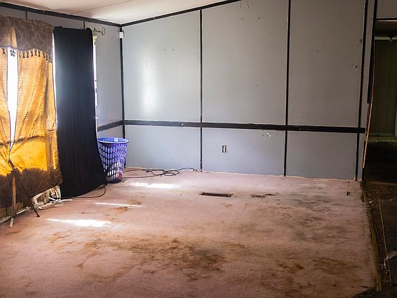 2nd image of 3522 Sunkissed Rd