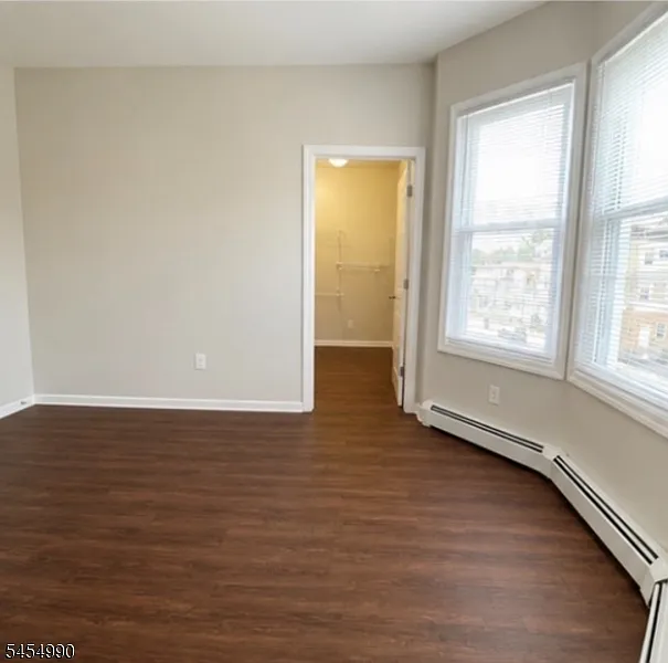 3 bed, 1.0 bath, $2,300 — Photo 3
