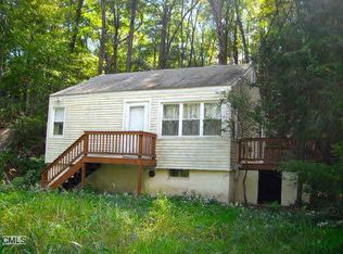23 Carol St, Danbury, CT 06810