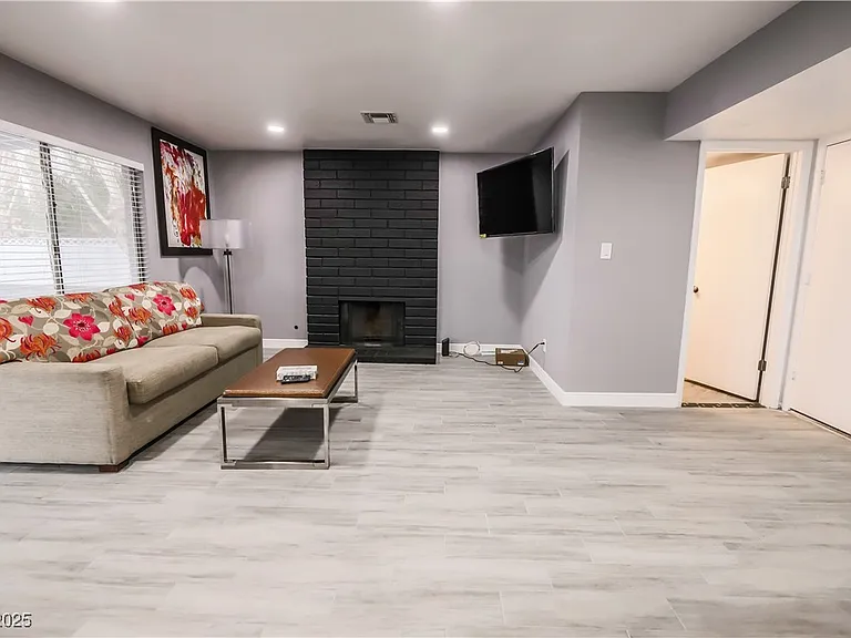 5301 Opuntia St — Photo 20