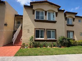 15761 SW 137th Ave, Miami, FL