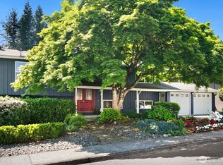 12555 SE 72nd St, Newcastle, WA 98056