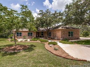 8443 Rochelle Rd, San Antonio, TX 78240