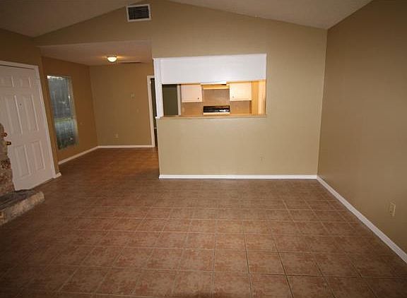 4th image of 11414 Ptarmigan Dr #B