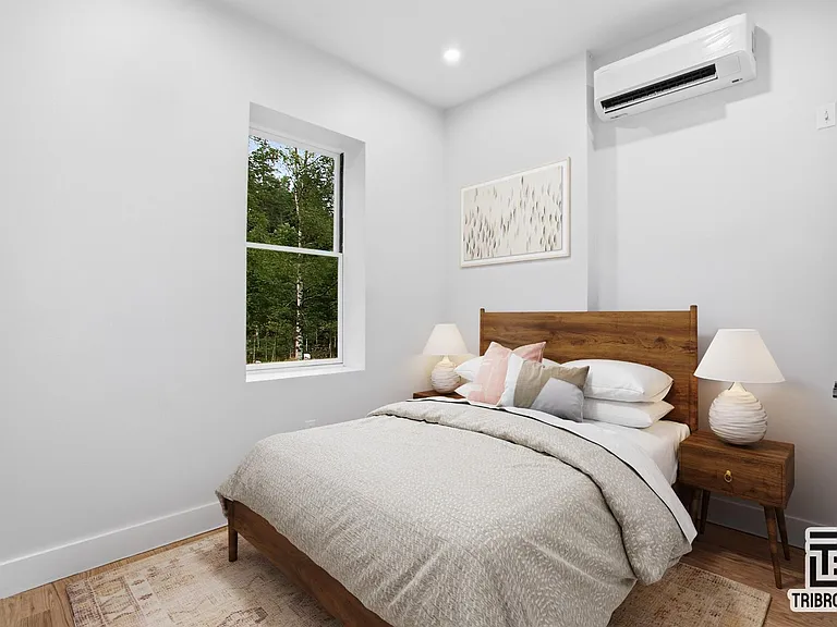 33 Covert St #2F — Photo 4
