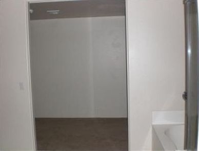5th image of 27998 N Titanium Ln