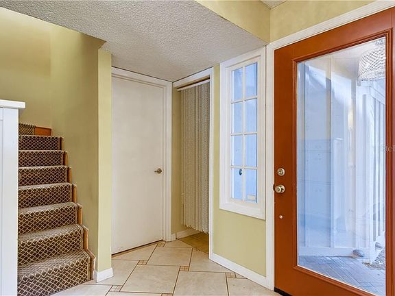 5th image of 1200 Poinsettia Ave #4A