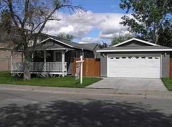 1st image of 2720 Oakmont St