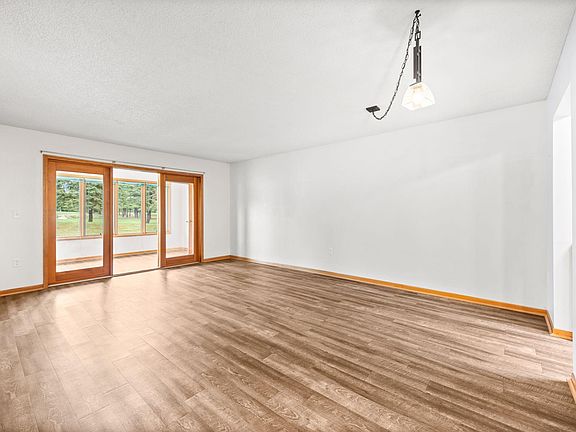 5th image of 250 Freemont Ave SE APT 136