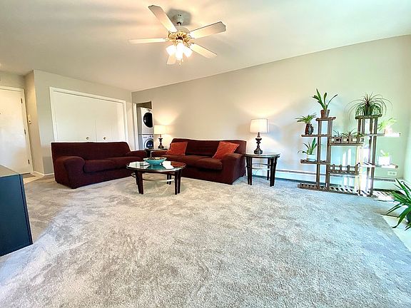 4th image of 715 E Falcon Dr Unit 207