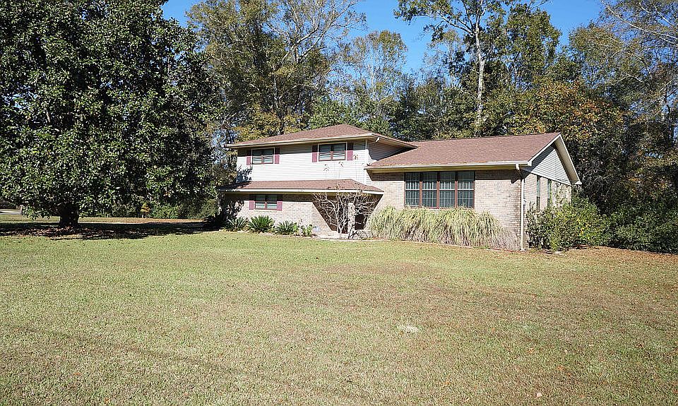 1st image of 8340 Pine Cone Dr