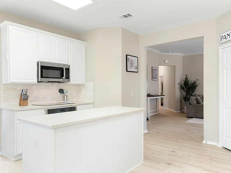 3000 Saint Amanda Dr — Photo 14