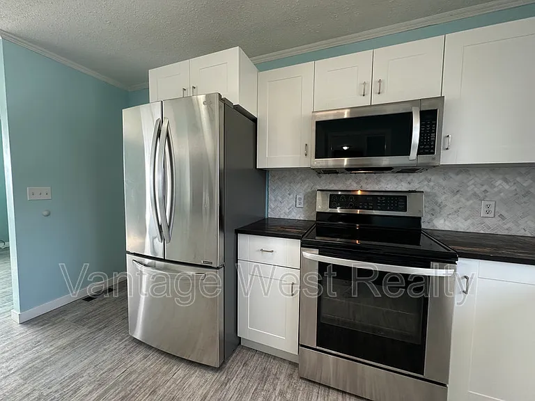3787A Glenway Rd — Photo 9