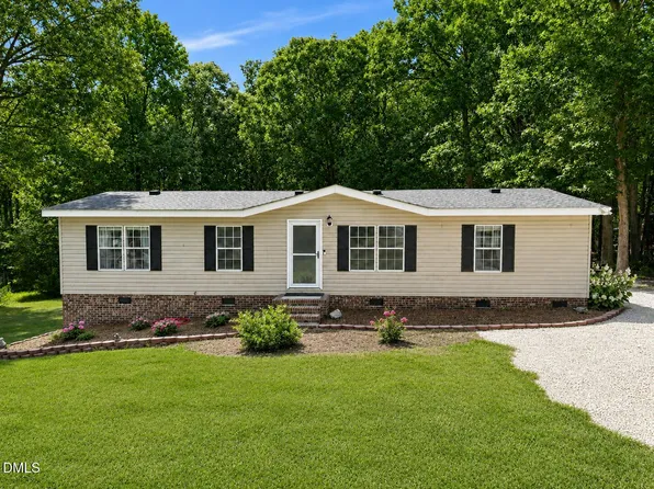 6304 Bannock Ct, Raleigh, NC 27603