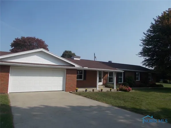 4628 County Road A, Liberty Center, OH 43532