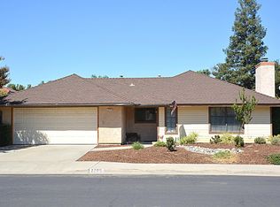 2295 Beverly Ave, Clovis, CA 93611