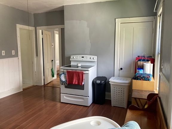 5th image of 25 W Kidder St #Top
