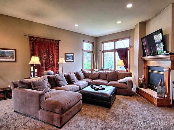 5th image of 1584 John Paul Ct