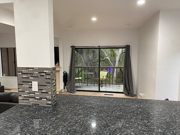 3rd image of 2123 Oak Creek Pl