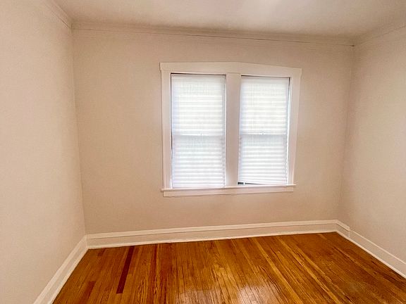 2nd image of 1333 N Lorel Ave #2W