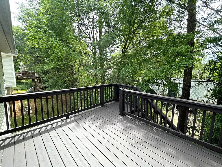 335 Spring Lake Ct — Photo 17