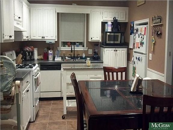 4th image of 1229 W Memphis St