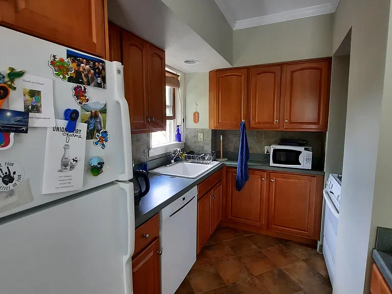 107 Elmgrove Ave #2 — Photo 5
