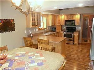 3rd image of 1600 W Thora Cir