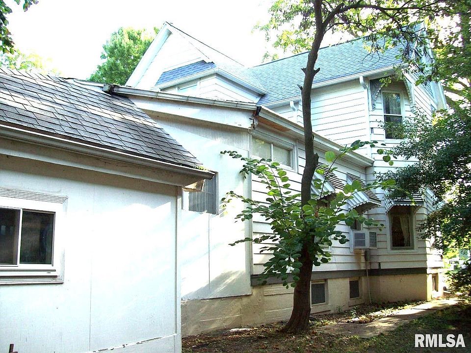 127 N Main St, Winchester, IL 62694 Zillow