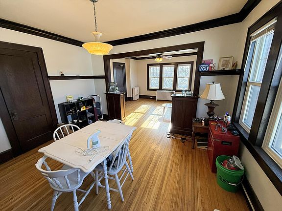 2nd image of 1577 Ashland Ave APT 5