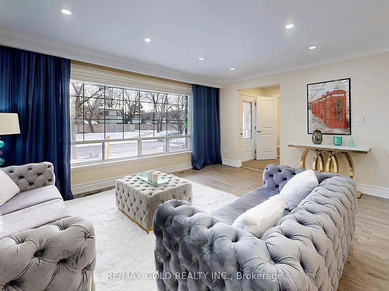189 Kingsview Blvd — Photo 7