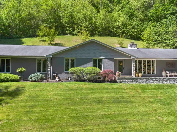 510 Happy Hollow Rd, Ironton, OH 45638