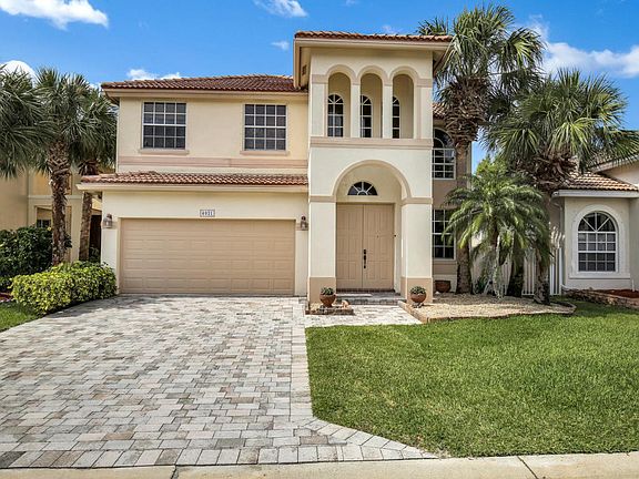 3rd image of 6931 Spider Lily Ln
