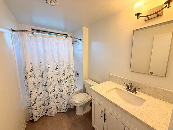 5th image of 18350 Malden St #3