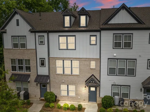 14010 Loyola Ridge Dr, Charlotte, NC 28277