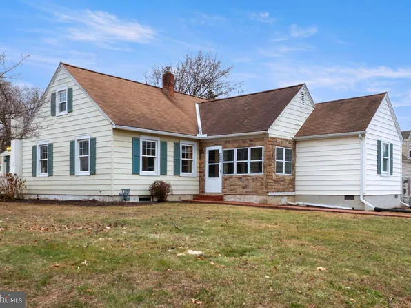 500 Warren St, Lemoyne, PA 17043